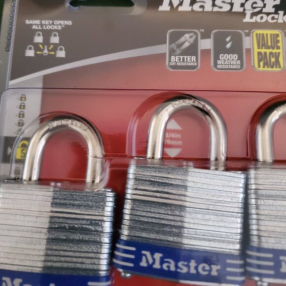 4-PACK Master Lock 3QLD Laminated Steel Warded Padlocks New - Picture 3 of 5